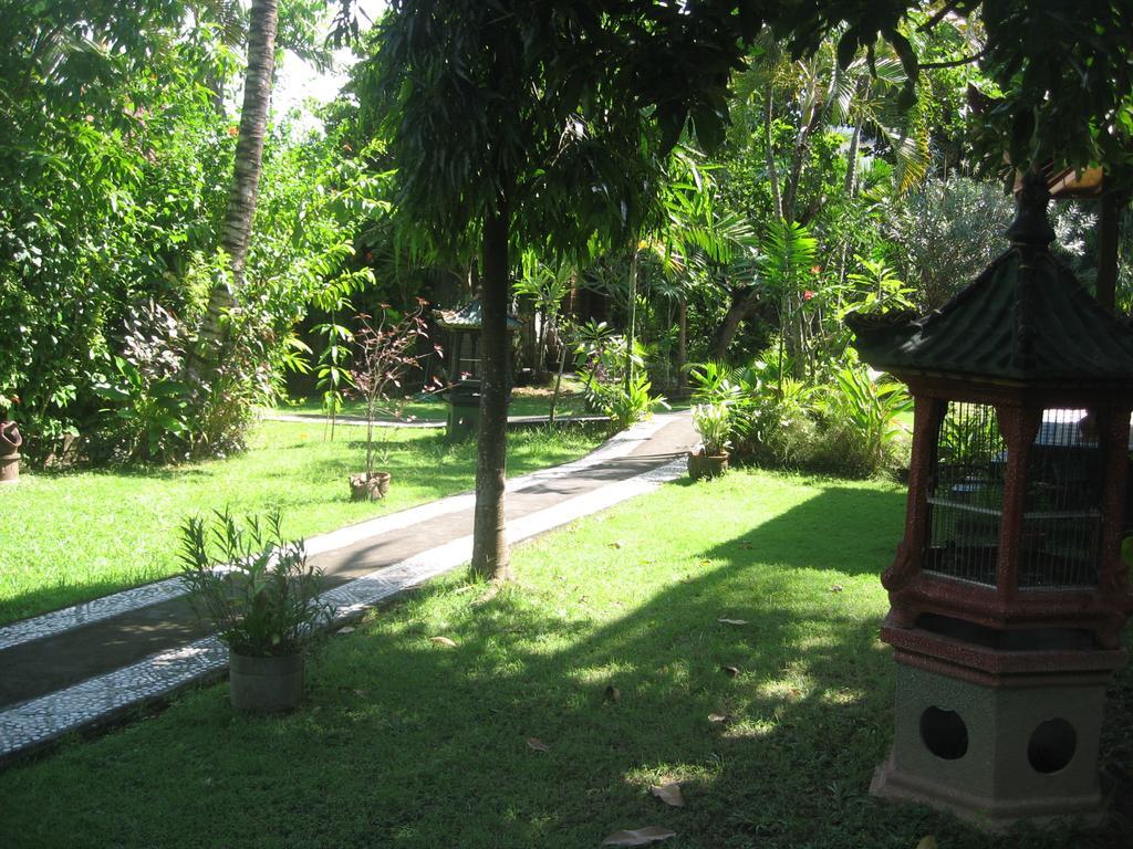 Villa Mahalini 1 Seminyak Exterior foto